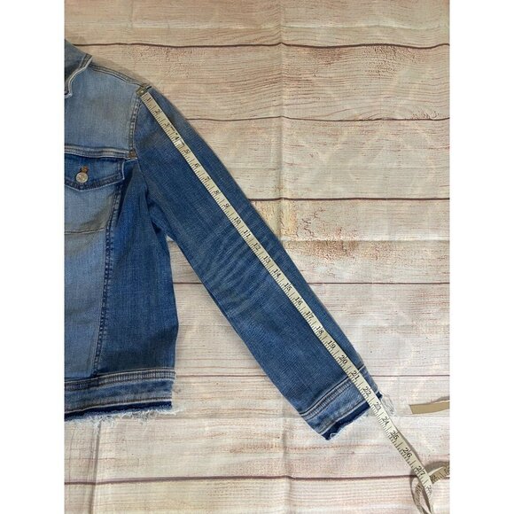 Chico's Women's Blue Button Front Classic Denim Jacket - Medium - Picture 11 of 14